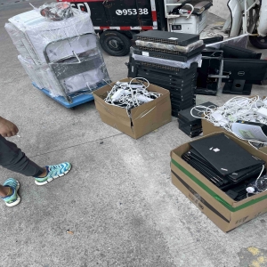 深圳回收電腦價格查詢，英耀高價回收，讓舊機變現(xiàn)更超值